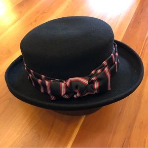 DEADSTOCK Vintage 90’s Lord & Taylor Women’s Felt Hat
